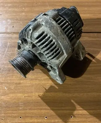 BMW 3 E36 Generator/alternator 2545504