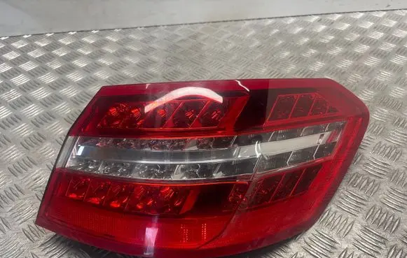 Mercedes-Benz E W212 Rear/tail lights A2128201264 483006