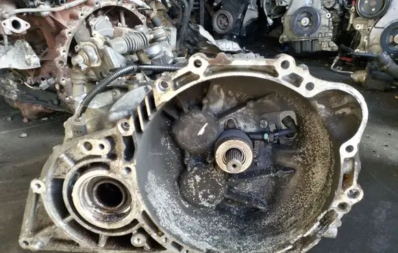Hyundai Tucson JM Manual 6 speed gearbox S714JE