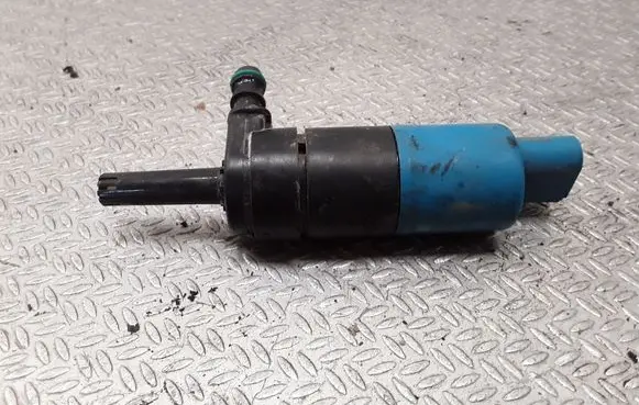 Volkswagen II LT Headlight washer pump 
