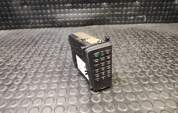 Volvo V70 Phone keyboard 31210315