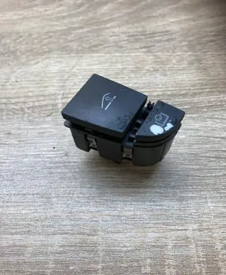 Audi A6 S6 C6 4F Glove box opening button 4F1927227A