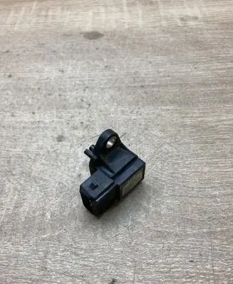 Audi A6 S6 C4 4A Air pressure sensor 046130385A 0798003260