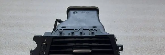 BMW 3 E90 E91 Dashboard air vent grill cover trim 9123299 144821