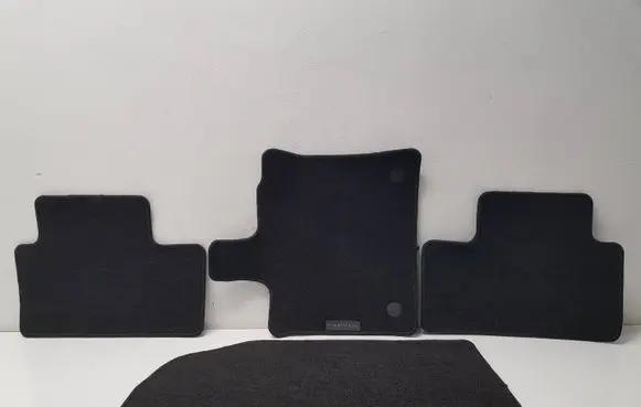 Renault Captur II Car floor mat set 8201711341 100950760