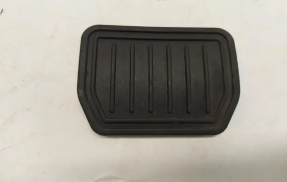 Tesla Model Y Brake pedal 762335156529-JLK01