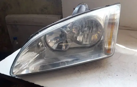 Ford Focus Headlight/headlamp 4M5113W030AC