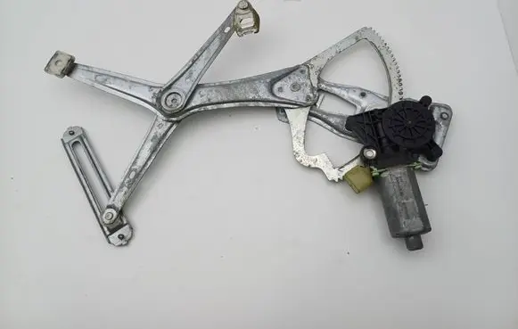 Mercedes-Benz E W210 Front door window regulator with motor 0130821709