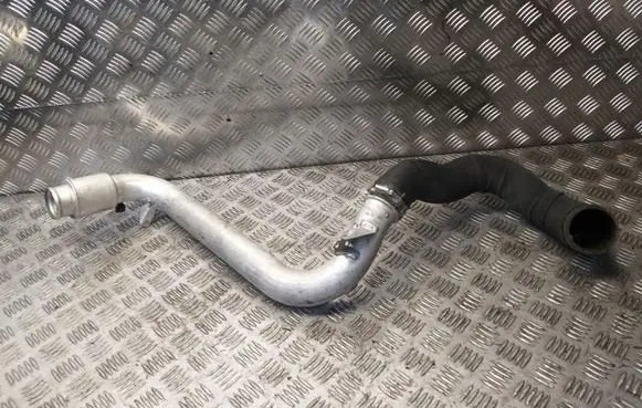 Audi Q5 SQ5 Intercooler hose/pipe 8K0145738AE