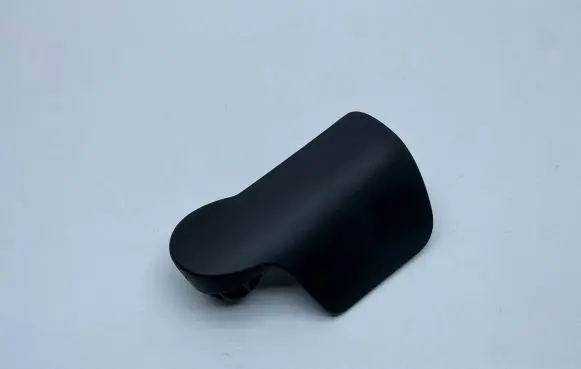Engine bonnet (hood) release handle