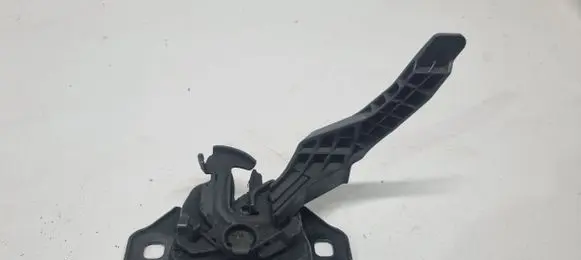 Renault Arkana Engine bonnet/hood lock/catch 656011272R