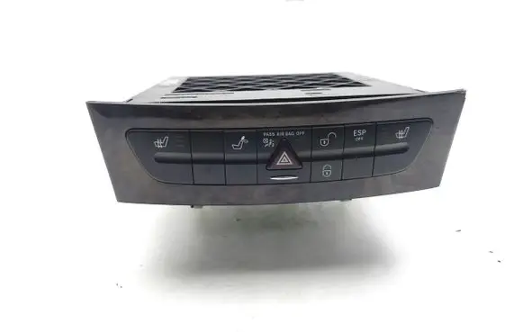 Mercedes-Benz E W211 Hazard light switch A2116800552