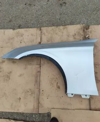 Mercedes-Benz CLS C219 Fender 