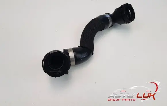 BMW 5 G30 G31 Engine coolant pipe/hose 8573382