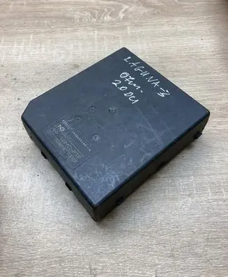 Renault Laguna III Fuse module 284B60014R