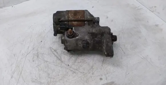 Toyota Yaris Starter motor 2310033050
