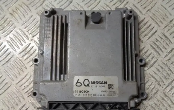 Nissan Note (E12) Engine control unit/module 237103VD0B 0281030661
