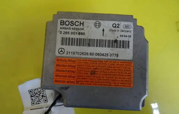 Mercedes-Benz E W211 Airbag control unit/module 0285001880