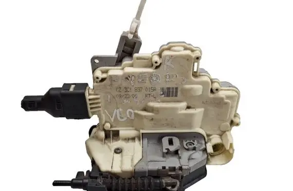 Audi A4 S4 B6 8E 8H Front door lock 3C1837015A