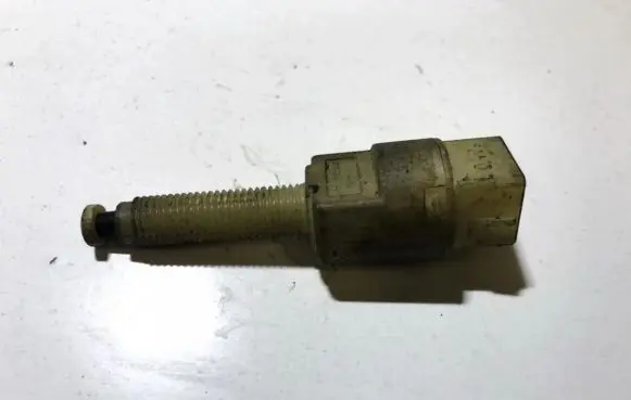 Audi A6 S6 C4 4A Brake pedal sensor switch 4a0945515a