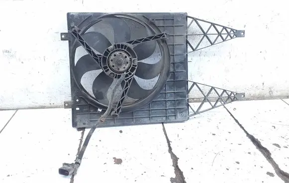 Skoda Fabia Mk1 (6Y) Electric radiator cooling fan 6Q0121207C