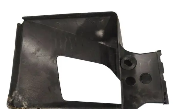 Tesla Model S Intercooler air guide/duct channel 105807000C