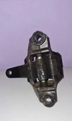 Ford Mondeo MK I Engine mount bracket 93BB6P079BC