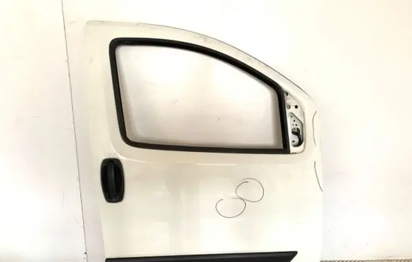 Fiat Fiorino Front door 249