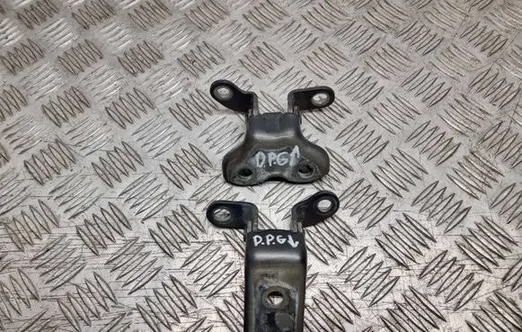Toyota Avensis T250 Rear door hinge set 