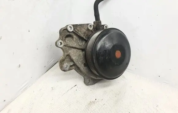 Mercedes-Benz C W205 Water pump A6512005101