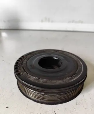 Opel Vivaro Crankshaft pulley 8200767762