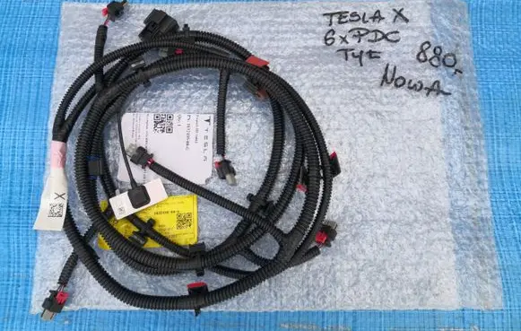 Tesla Model X Parking sensor (PDC) wiring loom 1032435