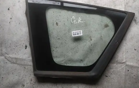 Peugeot 4007 Rear side window as2