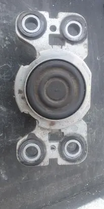 Volvo V60 Engine mount vacuum valve 31316875-02
