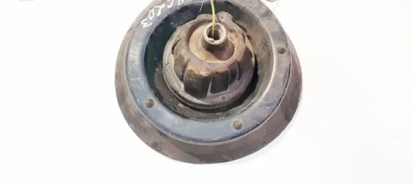 Mercedes-Benz C W203 Coil spring mount a2033211084