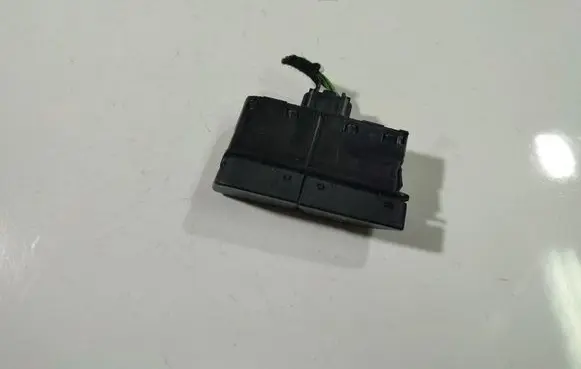 Ford Grand C-MAX Other switches/knobs/shifts 14B436