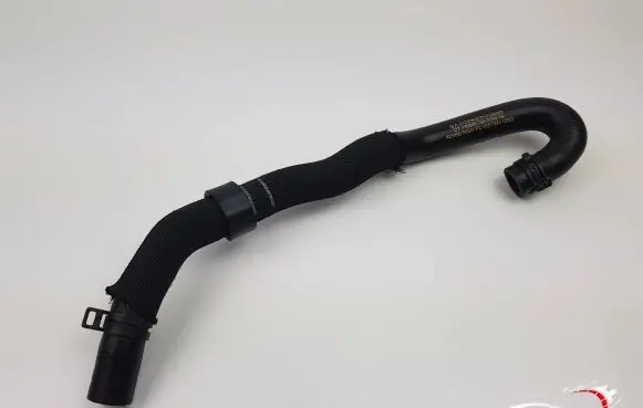Mercedes-Benz CLS C218 X218 Engine coolant pipe/hose A2125063235 DBL6254 CT130685