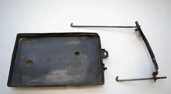 Subaru Outback Battery box tray 82122AJ000