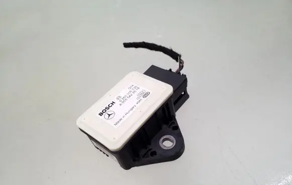 Mercedes-Benz E W212 ESP acceleration yaw rate sensor 0265005735 A0055422618