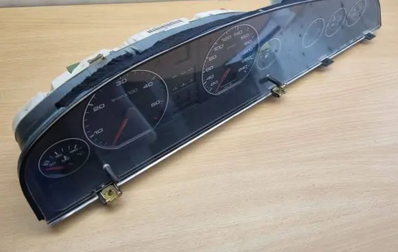 Audi A6 S6 C4 4A Speedometer (instrument cluster) 4A1919033HP 110008754007