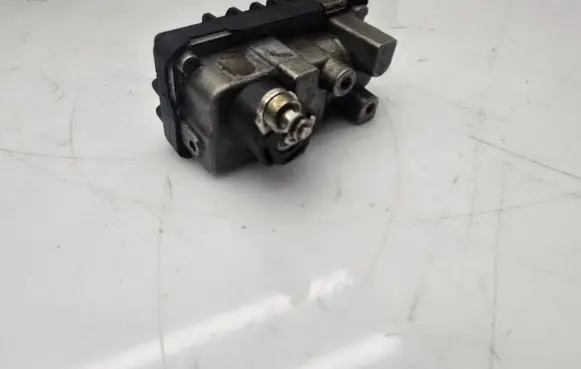 Mercedes-Benz Sprinter W906 Turbine electric control actuator PPAGF45