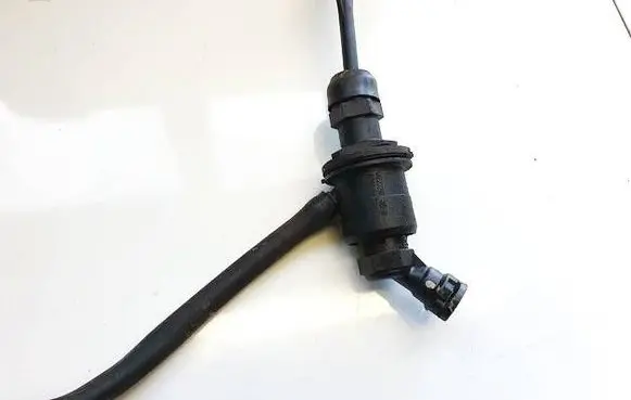 Renault Scenic II - Grand scenic II Clutch master cylinder 8200151784