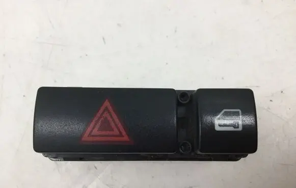 BMW X5 E53 Hazard light switch 8368920