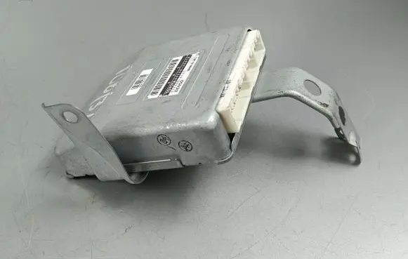 Toyota Land Cruiser (J100) Other control units/modules 8954060070
