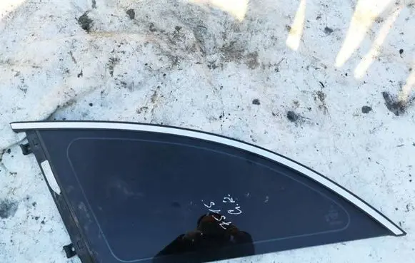 Mercedes-Benz R W251 Rear side window as2