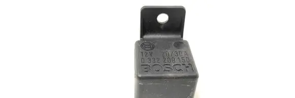 Volkswagen PASSAT B3 Other relay 0332209150