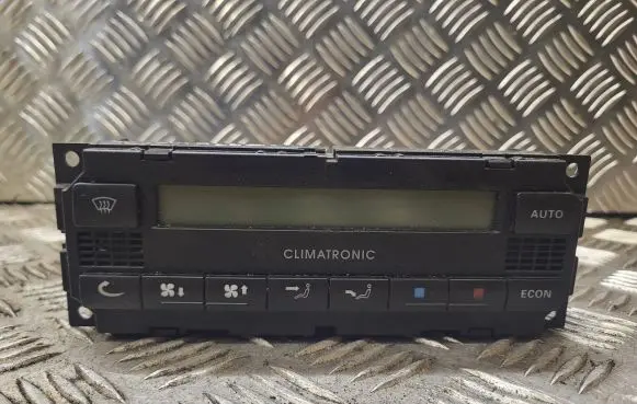 Skoda Octavia Mk1 (1U) Climate control unit