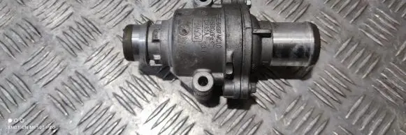 Thermostat/thermostat housing