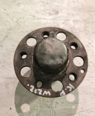 Mercedes-Benz E W212 Front wheel ball bearing 