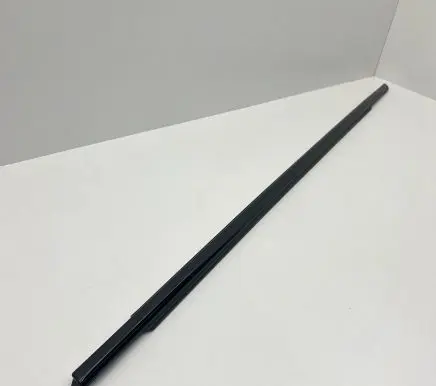 Front door glass trim molding